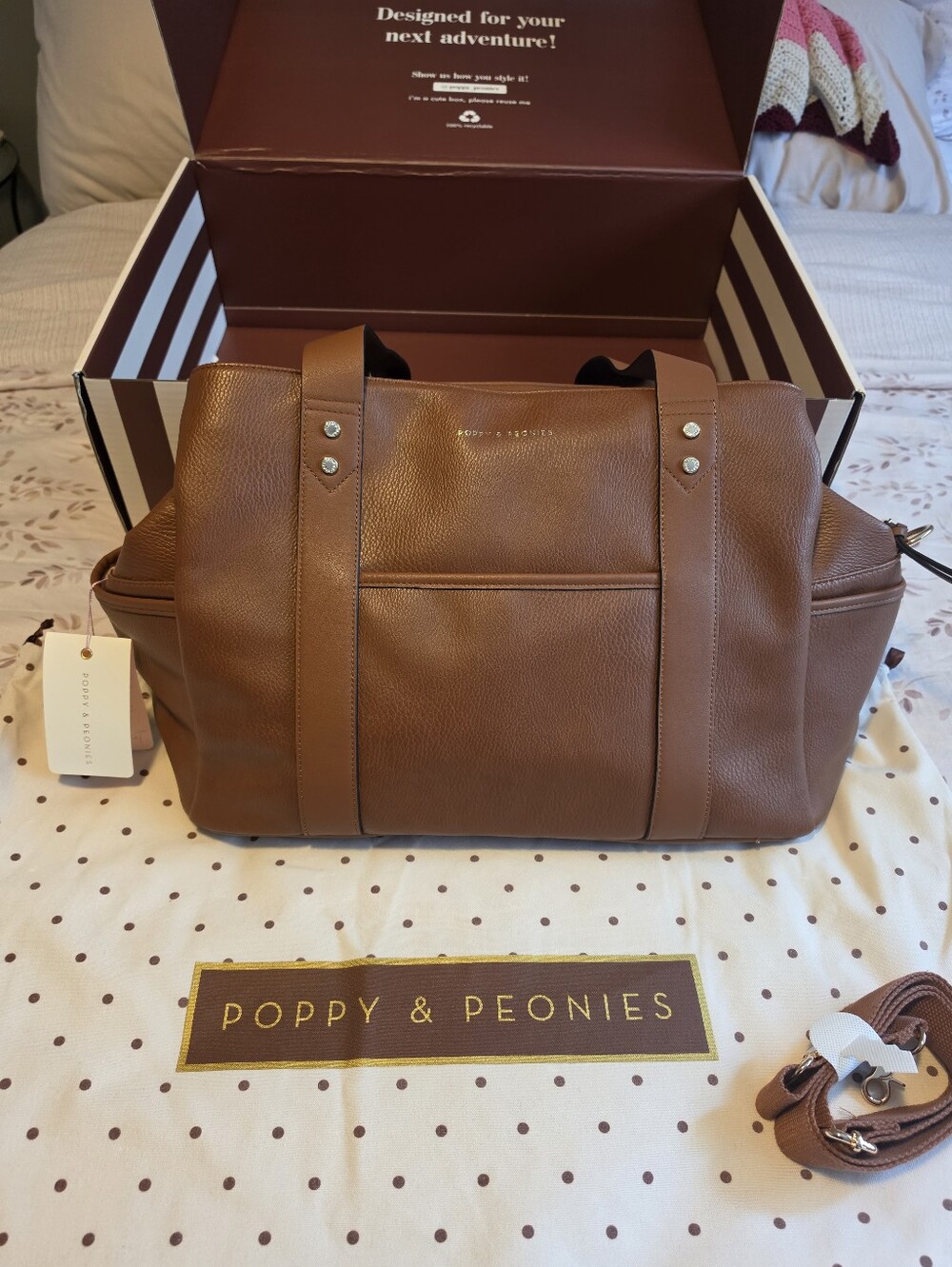 Poppy & Peonies Mini Voyager – Chestnut 🤎